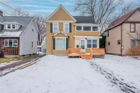 47 Saint Johns Park, Rochester, NY 14612