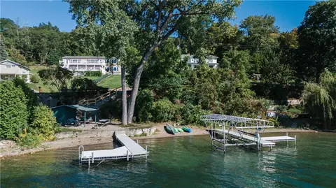 988 E Lake Rd, Barrington, NY 14837