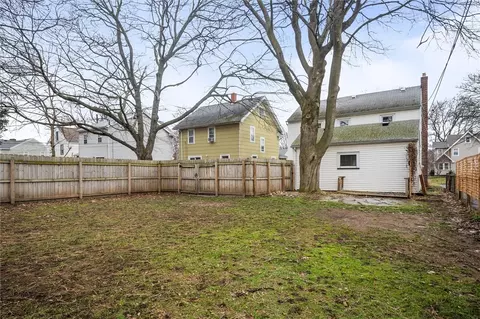Exterior - 385 Barry Rd, Irondequoit, NY 14617 photo 8 of 10
