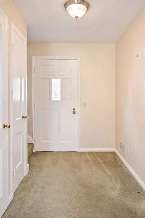 149 Montclair Dr, Irondequoit, NY 14617 photo 6