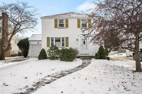 149 Montclair Dr, Irondequoit, NY 14617