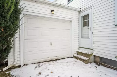 149 Montclair Dr, Irondequoit, NY 14617 photo 5