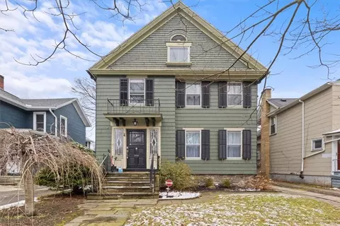 4 Upton Park, Rochester, NY 14607