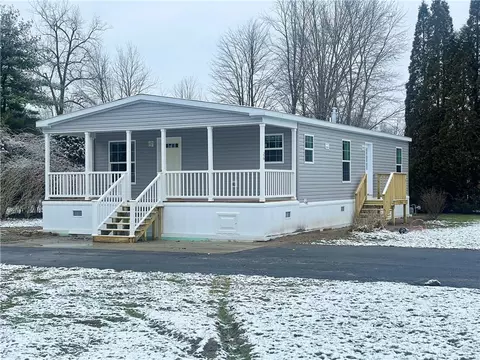 1021 Apt 26 Waterloo-geneva Rd, Waterloo, NY 13165