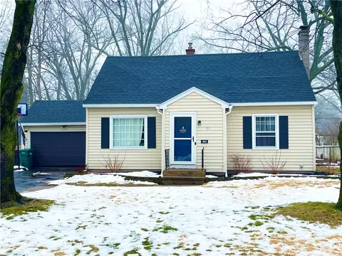 850 Dewitt Rd, Webster, NY 14580 photo 2