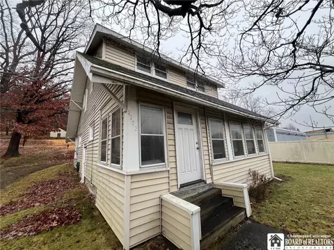 1772 Foote Avenue Ext, Kiantone, NY 14701