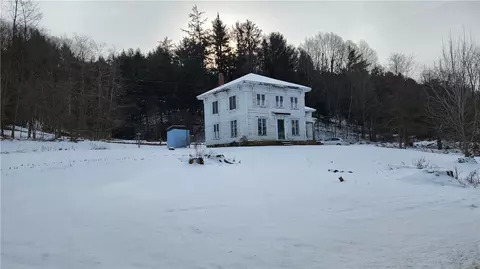 4774 County Highway 18, Edmeston, NY 13335