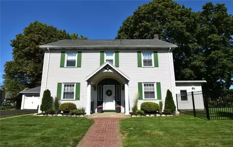2521 Saint Paul Blvd, Irondequoit, NY 14617