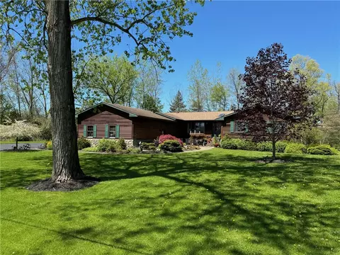 482 Snell Rd, Geneva, NY 14456