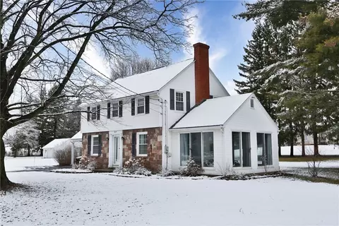 7614 Pittsford Palmyra Rd, Perinton, NY 14450