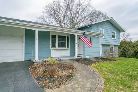 4 Tall Acres Dr, Pittsford, NY 14534