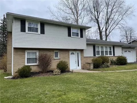 206 Kirk Rd, Greece, NY 14612