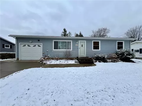 106 Eastwood Ave, Owasco, NY 13021