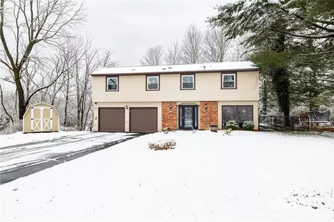 212 East St, Pittsford, NY 14534