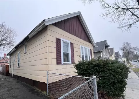 22 Fien St, Rochester, NY 14605