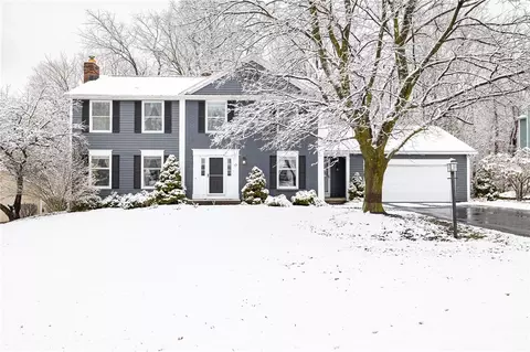 39 Deer Creek Rd, Pittsford, NY 14534