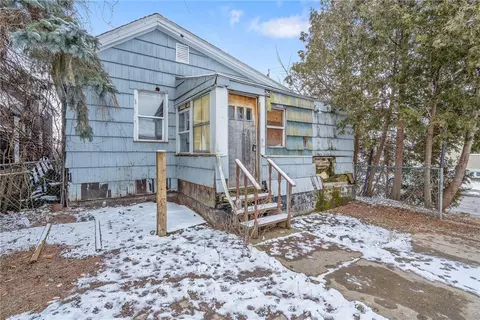 1320 Highland St, Syracuse, NY 13203