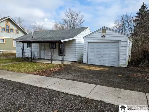 21 Melvin Ave, Ellicott, NY 14720
