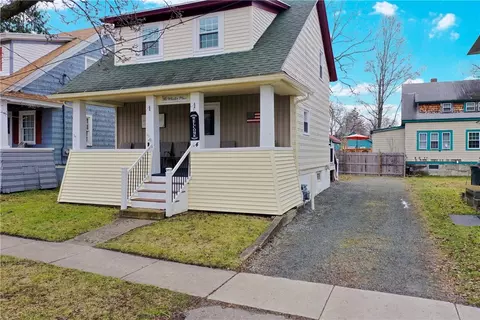 4 Wheeler Ave, Urbana, NY 14840
