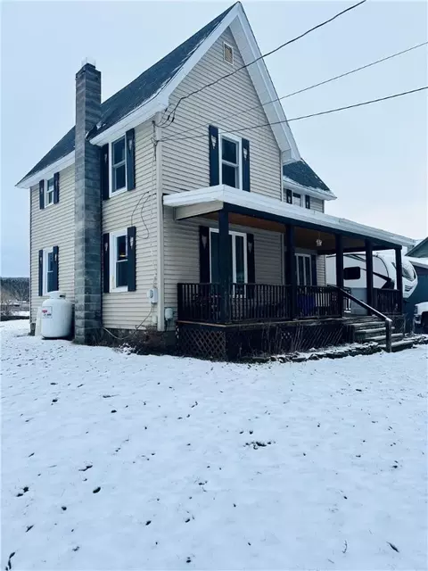 35 Baker St, Sidney Center, NY 13839 photo 2