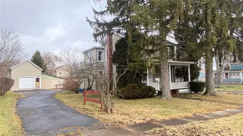 10 Maynard St, Seneca Falls, NY 13148
