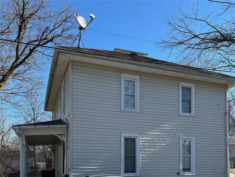 83 Ellis Pl, Canandaigua, NY 14424