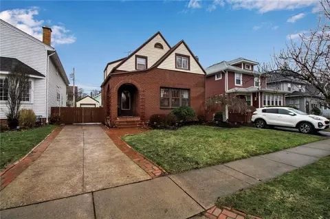 70 Radcliffe Rd, Buffalo, NY 14214