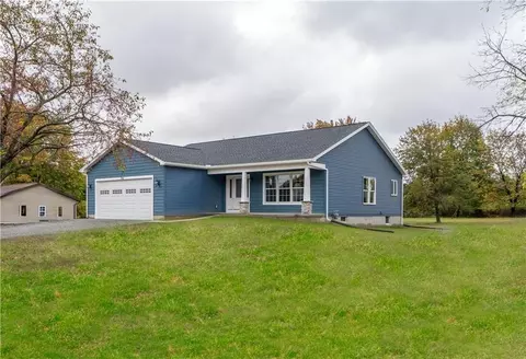 7368 Evergreen St, Lima, NY 14485