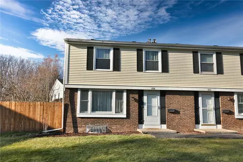 898 Hidden Valley Rd, Gates, NY 14624