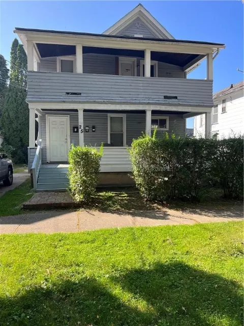 25 Saint Clair St, Rochester, NY 14611