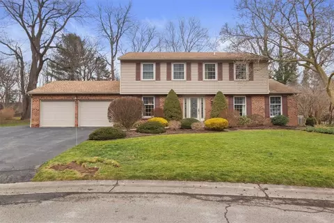 10 Duxbury Way, Rochester, NY 14618
