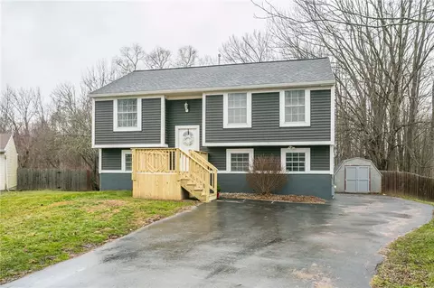1 Hannibal Pl, Hamlin, NY 14464