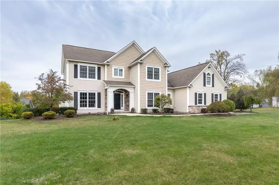 1098 State Rd, ster, NY 14580 50 Photos Movoto