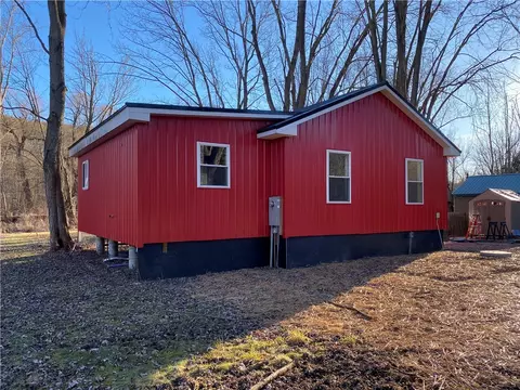 4841 Sunnyside Rd, Italy, NY 14507