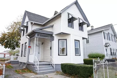 7 Frederick St, Rochester, NY 14605