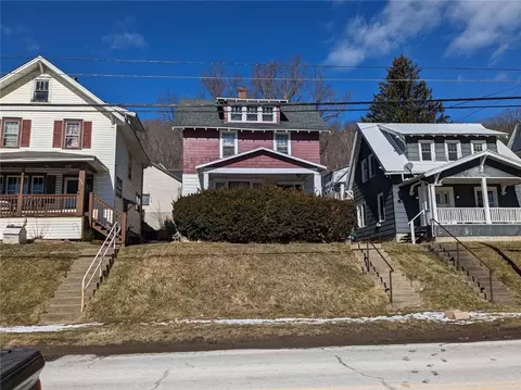 335 Jackson Ave, Bradford, PA 16701