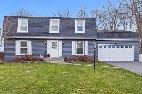 856 Buttermilk Cir, Webster, NY 14580