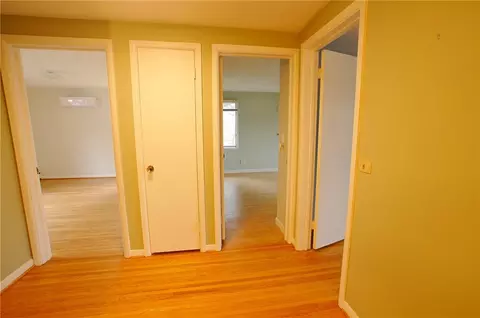 Entry Way - 442 Colebrook Dr, Irondequoit, NY 14617 photo 2 of 2
