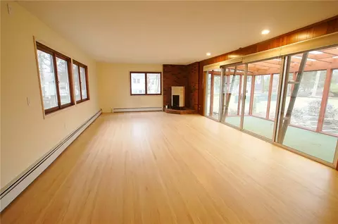 Living - 442 Colebrook Dr, Irondequoit, NY 14617 photo 3 of 4