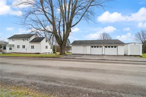 4934 Arbor Rd, Walworth, NY 14568