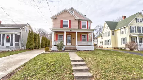 22 Madison St, Geneva, NY 14456