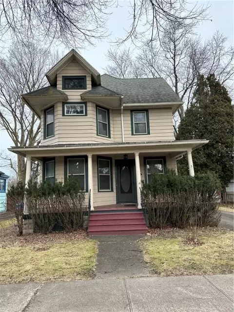 31 East St, Victor, NY 14564