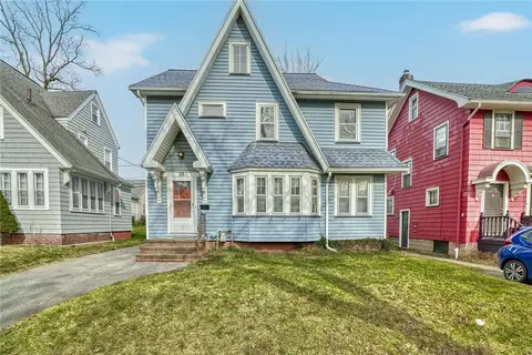 58 Arvine Hts, Rochester, NY 14611