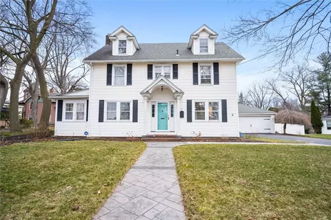 15 Hillcrest Pkwy, Sweden, NY 14420