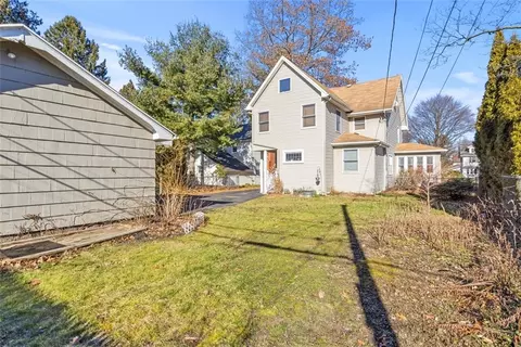 Exterior - 37 Suburba Ave, Irondequoit, NY 14617 photo 4 of 6