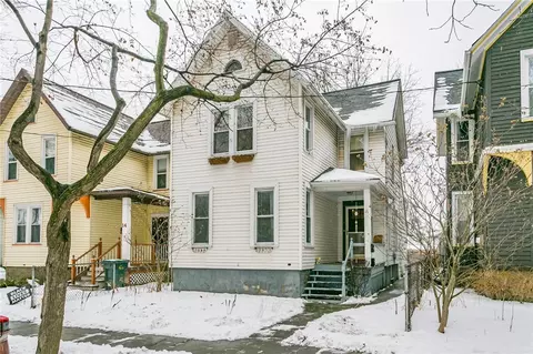 16 Hickory St, Rochester, NY 14620