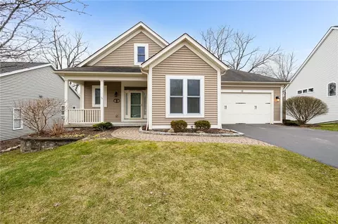 15 Conover Xing, Perinton, NY 14450