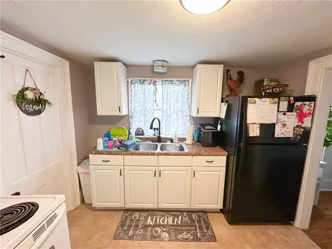 109 E Main St, Waterloo, NY 13165 photo 6
