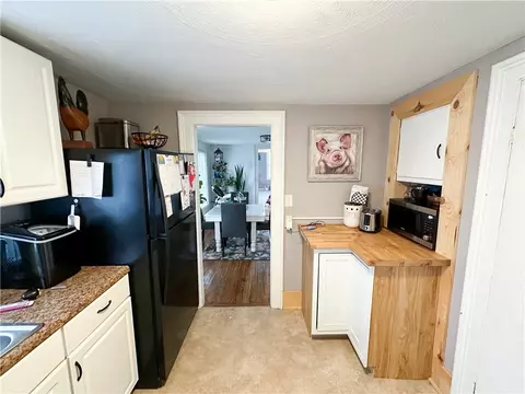 109 E Main St, Waterloo, NY 13165 photo 9