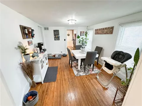 109 E Main St, Waterloo, NY 13165 photo 3